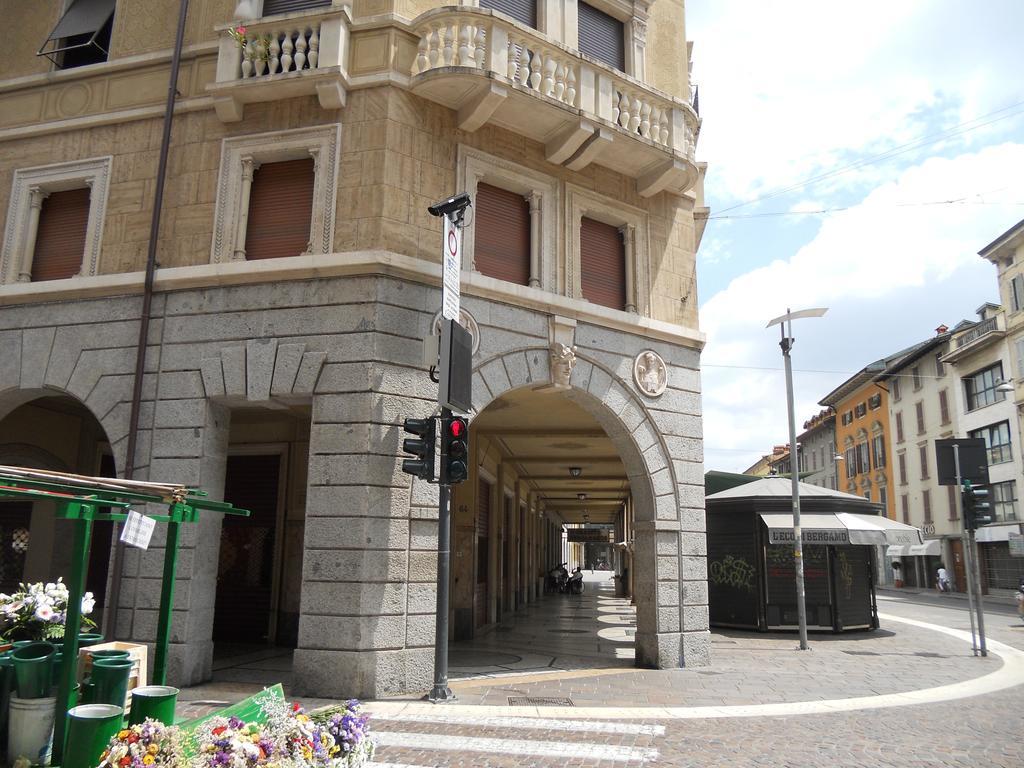Apartment Bergamo Centro Storico Номер фото
