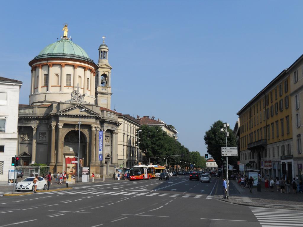 Apartment Bergamo Centro Storico Номер фото